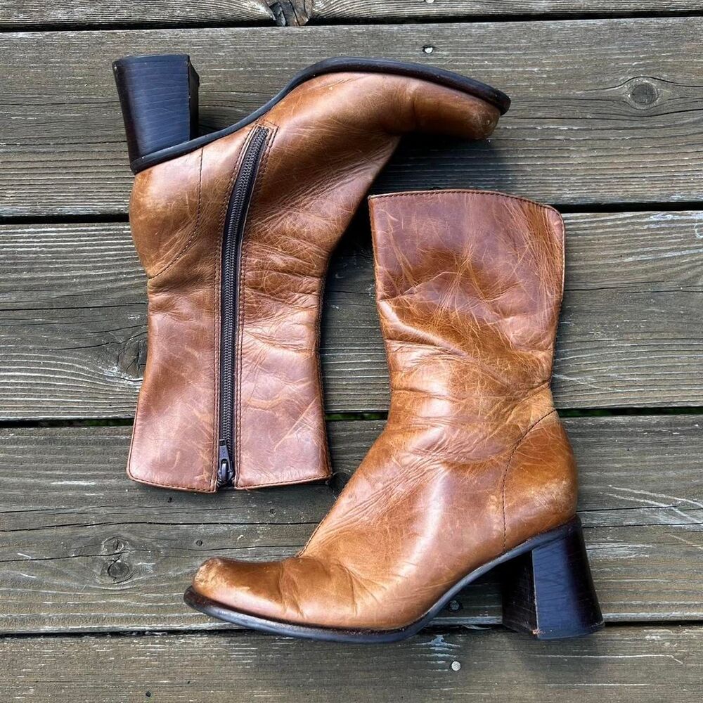 Vintage Steve Madden Brown Platform Boots